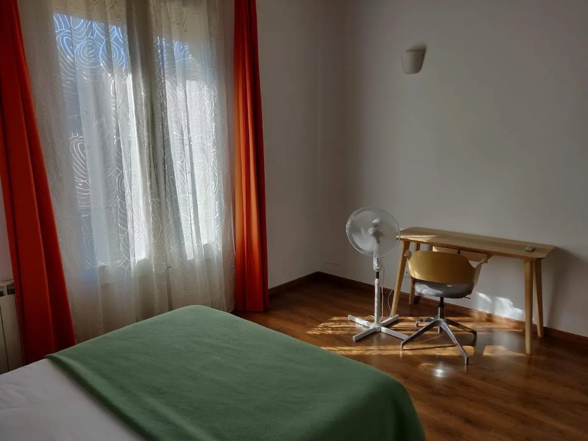 برشلونة Big Bright Spacious City Center إسبانيا